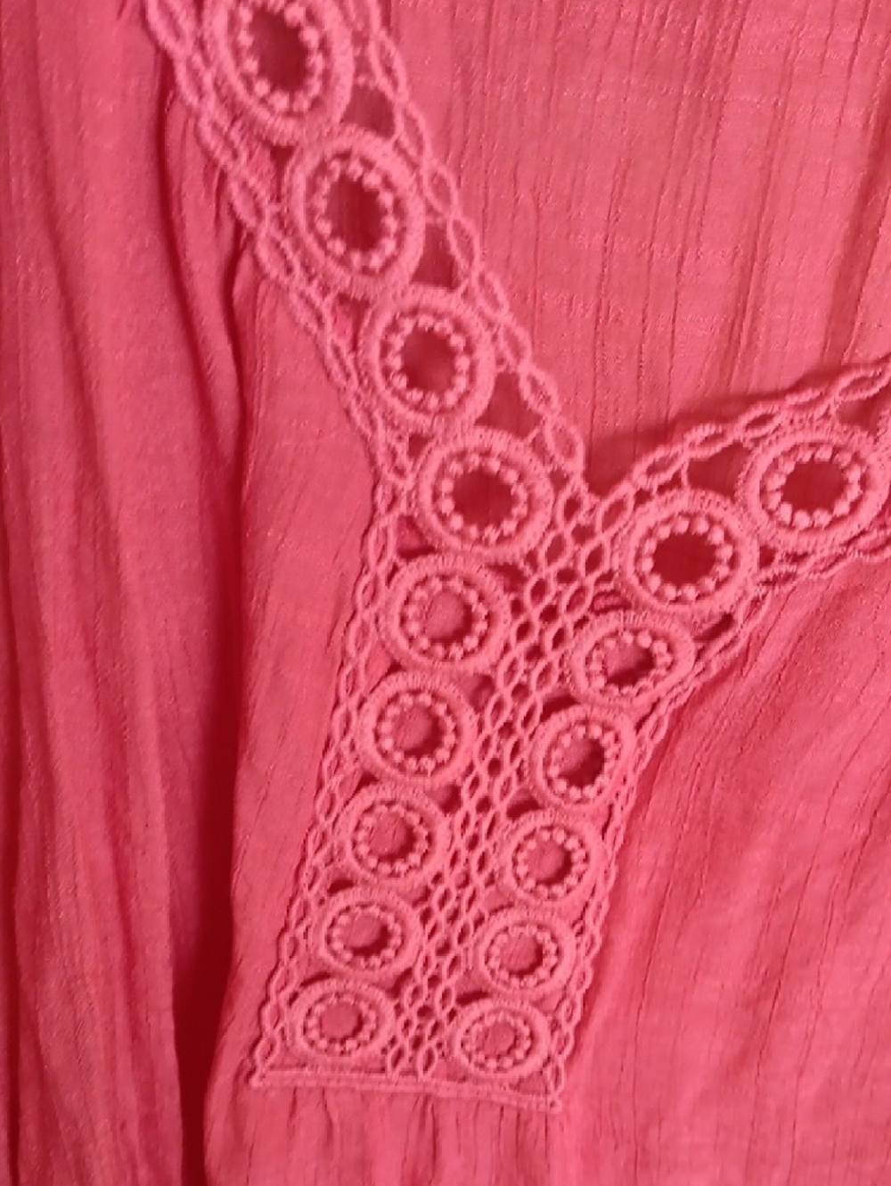 Zac & Rachel Coral Crochet-Trim Peasant Top 2x - Picture 3 of 5